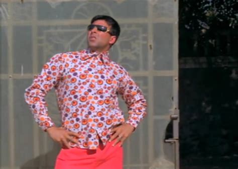 akshay kumar sunglasses meme.